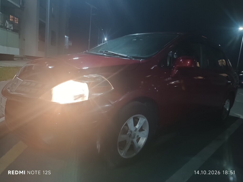 2011 Nissan Versa, 1.8L, 198000km - Image 16