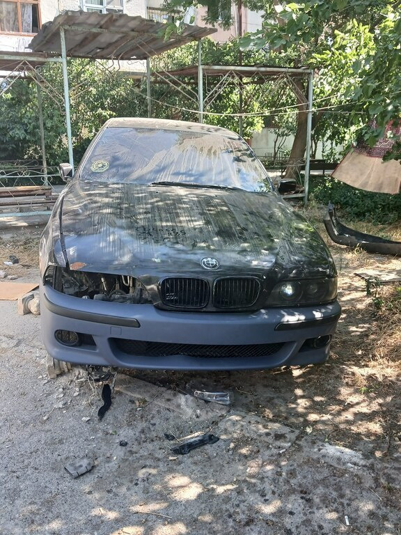 1998 BMW 523, 2.5L, 395000km - Image 4