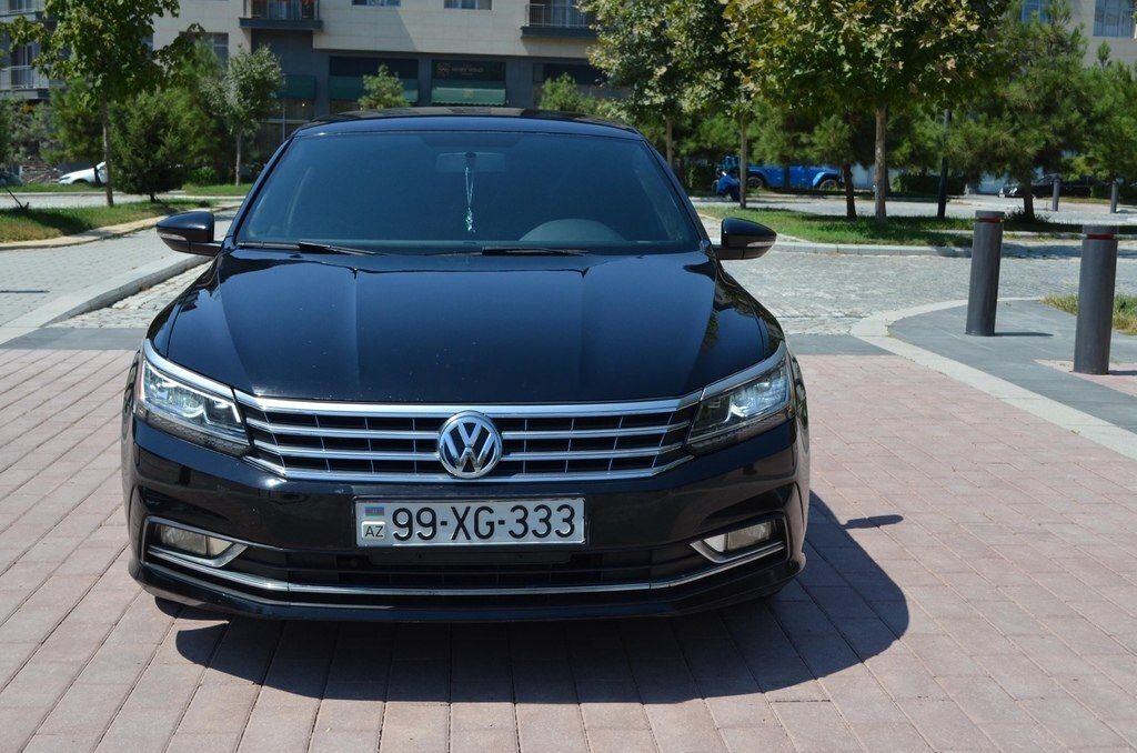 2016 Volkswagen Passat, 1.8L, 138360km - Image 1
