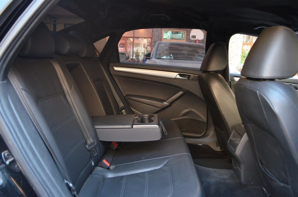 2016 Volkswagen Passat, 1.8L, 138360km - Image 15