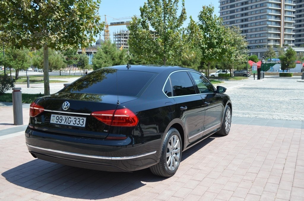 2016 Volkswagen Passat, 1.8L, 138360km - Image 19
