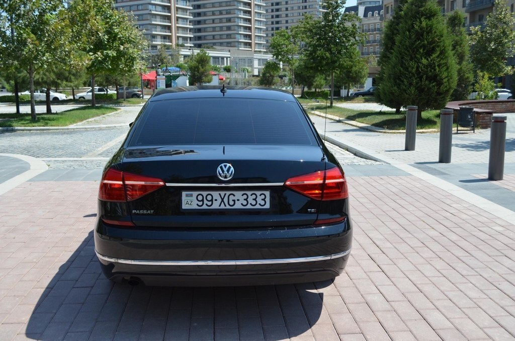 2016 Volkswagen Passat, 1.8L, 138360km - Image 4