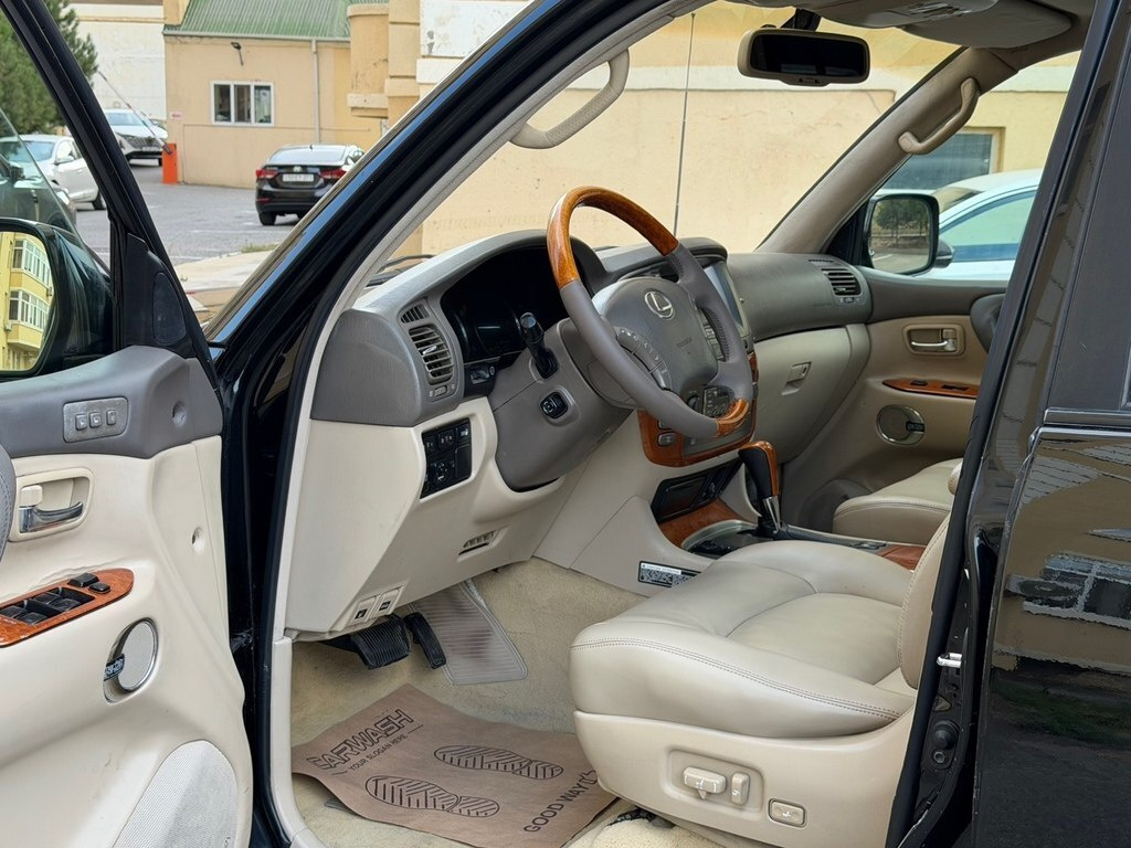 2006 Lexus LX 470, 4.7L, 268000km - Image 16