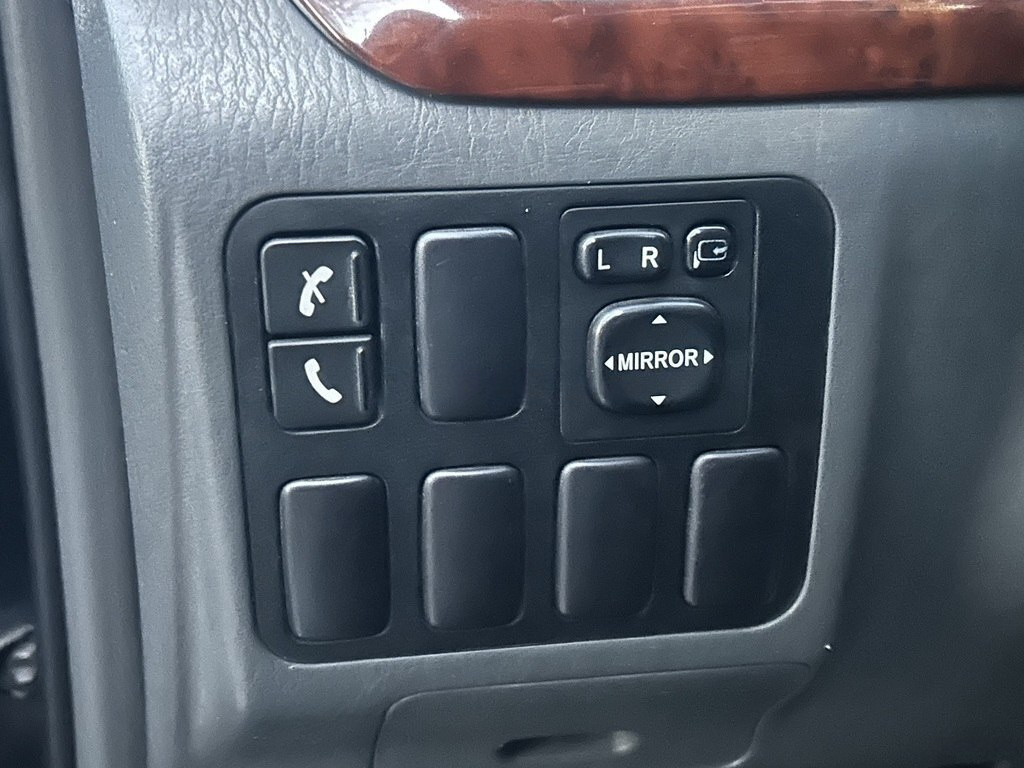 2006 Toyota Land Cruiser Prado, 2.7L, 283507km - Image 2