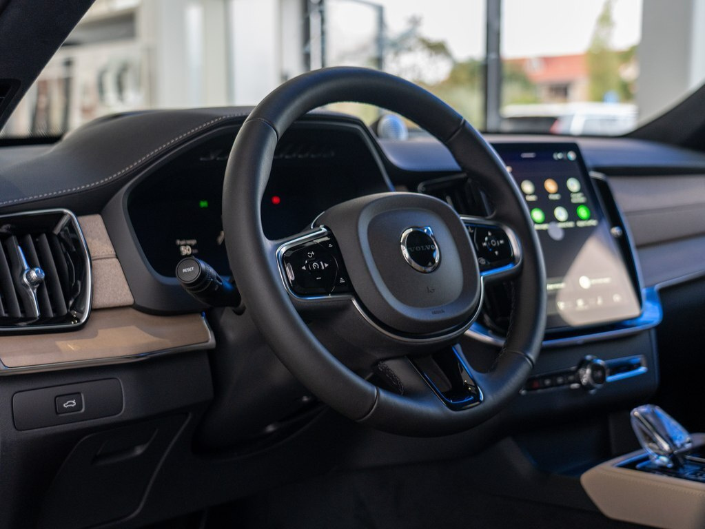 2026 Volvo XC90, 2.0L, 0km - Image 14