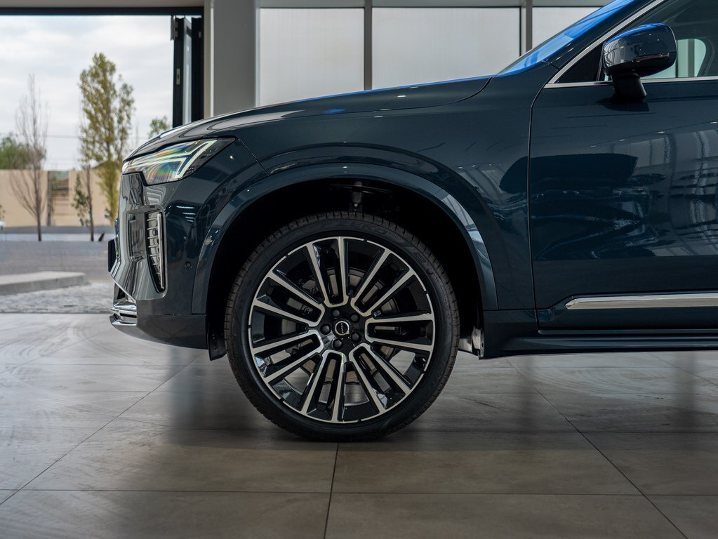 2026 Volvo XC90, 2.0L, 0km - Image 7