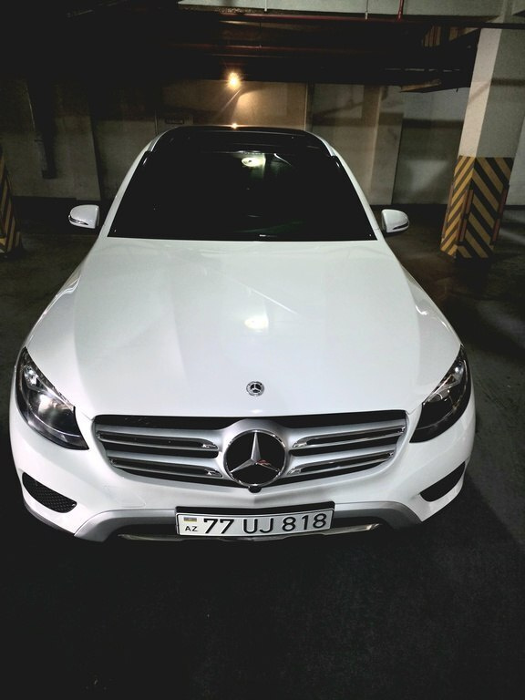 2018 Mercedes GLC 300, 2.0L, 144000km - Image 11