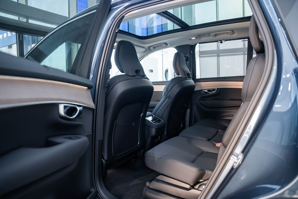 2026 Volvo XC90, 2.0L, 0km - Image 15