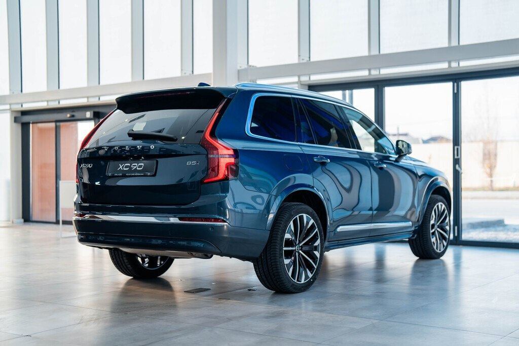 2026 Volvo XC90, 2.0L, 0km - Image 9