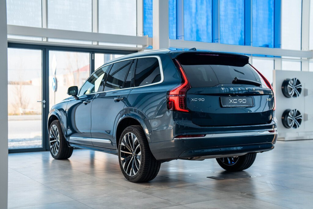 2026 Volvo XC90, 2.0L, 0km - Image 10
