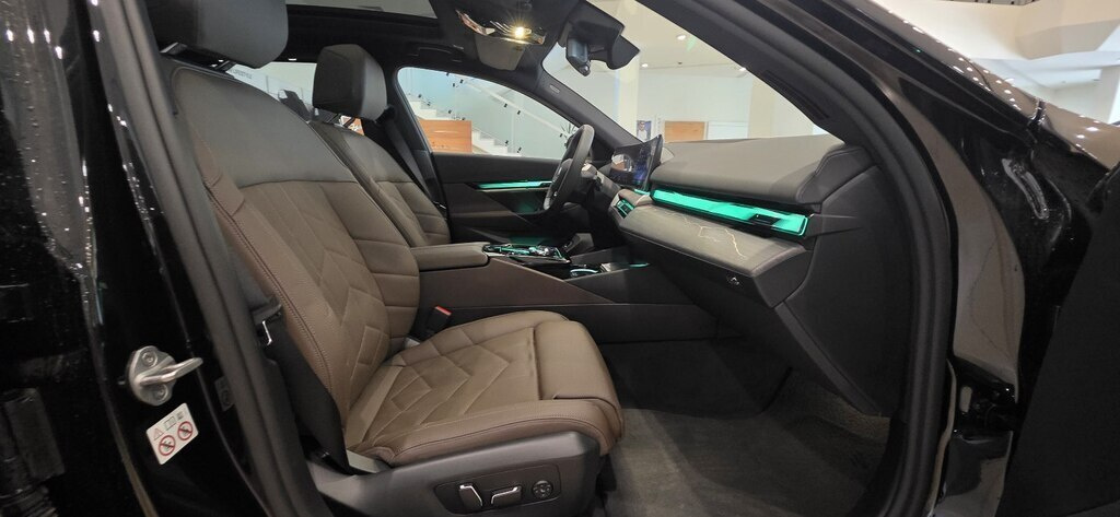 2024 BMW i5, 0.0L, 0km - Image 15