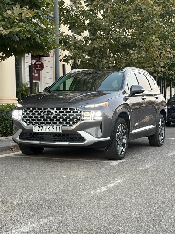 2022 Hyundai Santa Fe, 1.6L, 123115km - Image 3