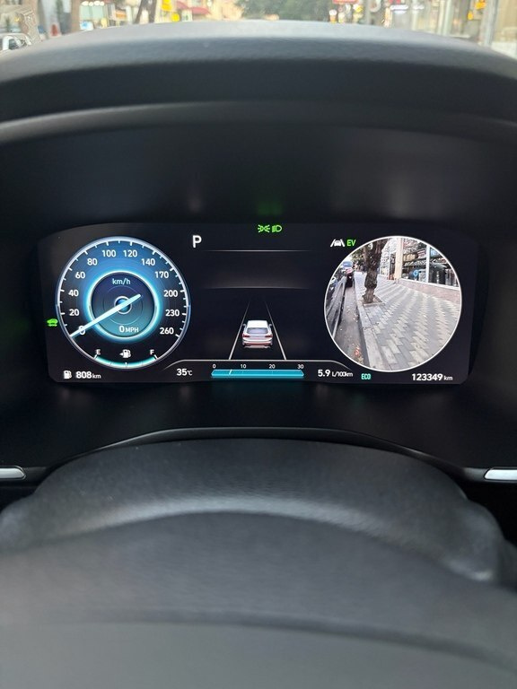 2022 Hyundai Santa Fe, 1.6L, 123115km - Image 10