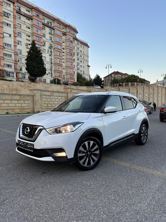 2019 Nissan Kicks, 1.6L, 47935km - Image 2