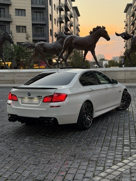 2016 BMW 528, 2.0L, 130000km - Image 6