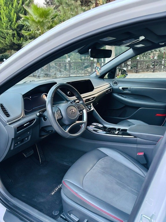 2020 Hyundai Sonata, 1.6L, 147300km - Image 8