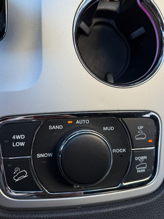 2014 Jeep Grand Cherokee, 3.6L, 170000km - Image 10