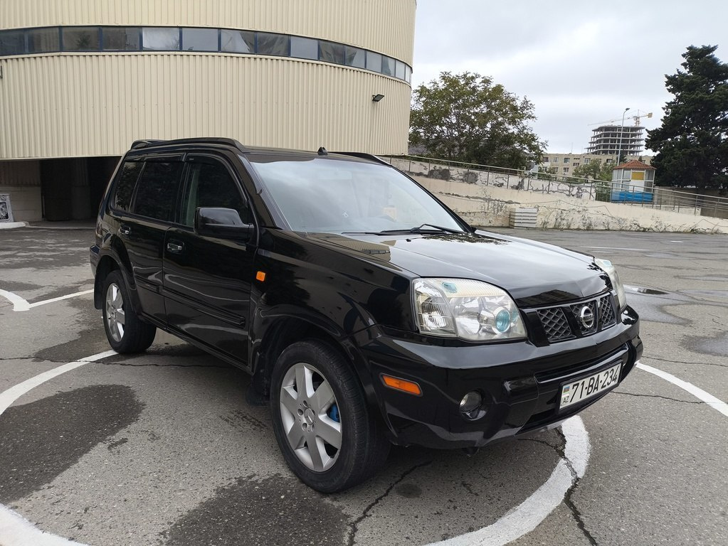 2001 Nissan X-Trail, 2.0L, 250000km - Image 5