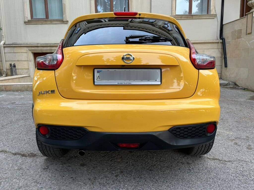 2015 Nissan Juke, 1.6L, 89500km - Image 2