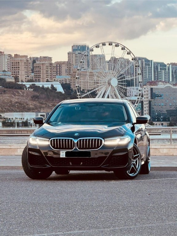 2022 BMW 523d, 2.0L, 109000km - Image 1