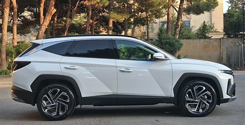 2026 Hyundai Tucson, 2.0L, 4350km - Image 9