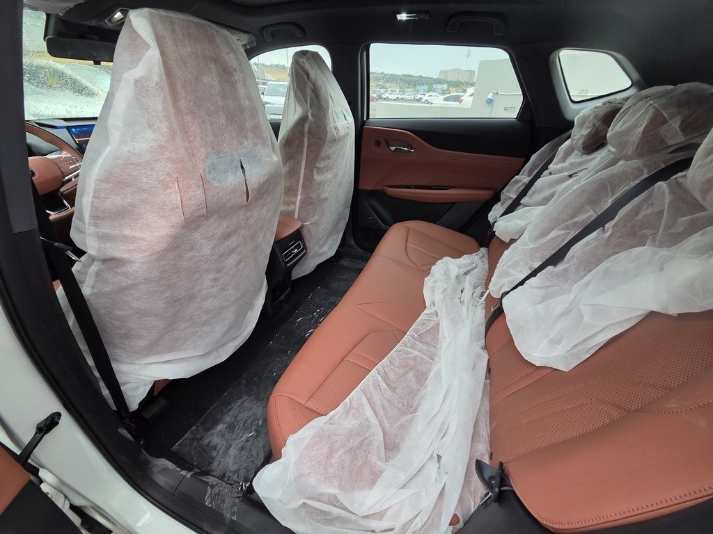 2025 Changan Uni-Z, 1.5L, 0km - Image 9