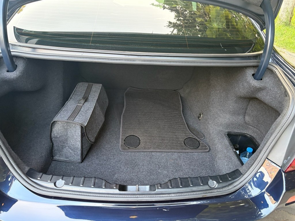 2014 BMW 528, 2.0L, 220000km - Image 7