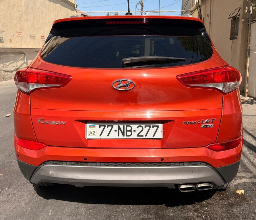 2015 Hyundai Tucson, 1.6L, 90000km - Image 2
