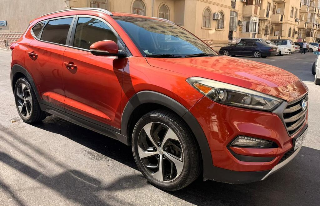 2015 Hyundai Tucson, 1.6L, 90000km - Image 11
