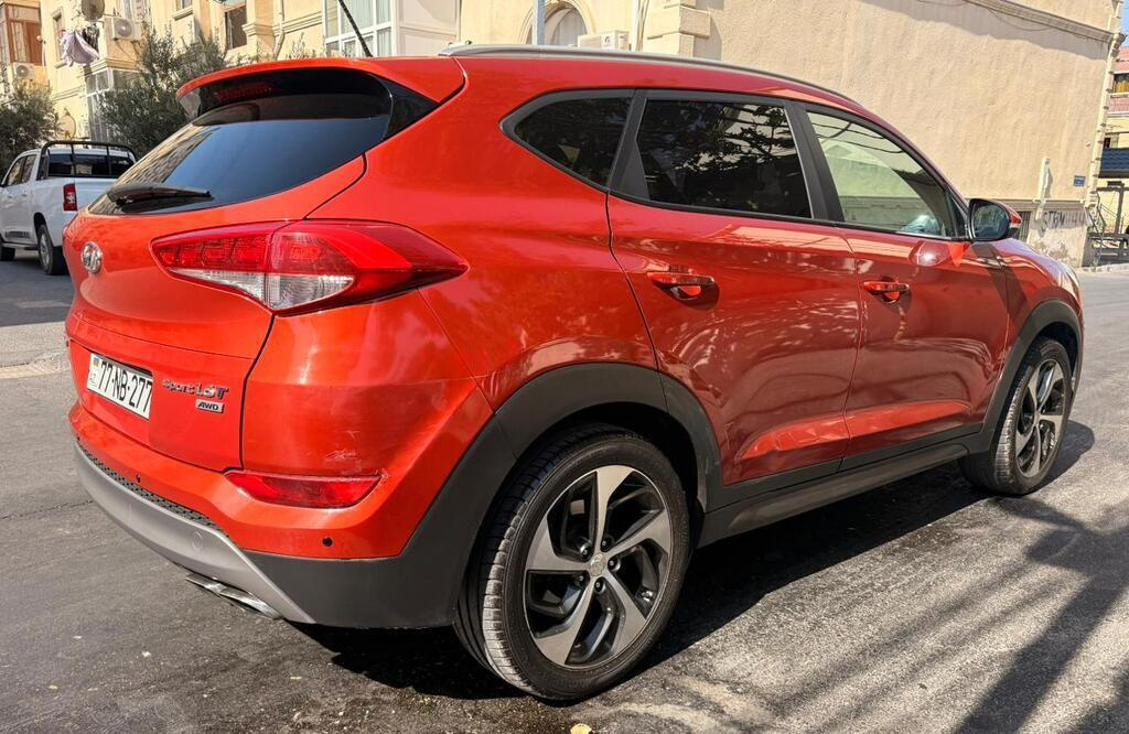 2015 Hyundai Tucson, 1.6L, 90000km - Image 12