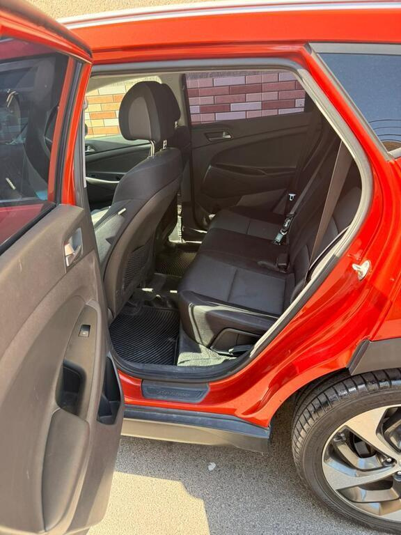 2015 Hyundai Tucson, 1.6L, 90000km - Image 5