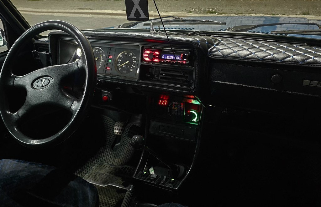 2009 LADA (VAZ) 2107, 1.6L, 121000km - Image 3