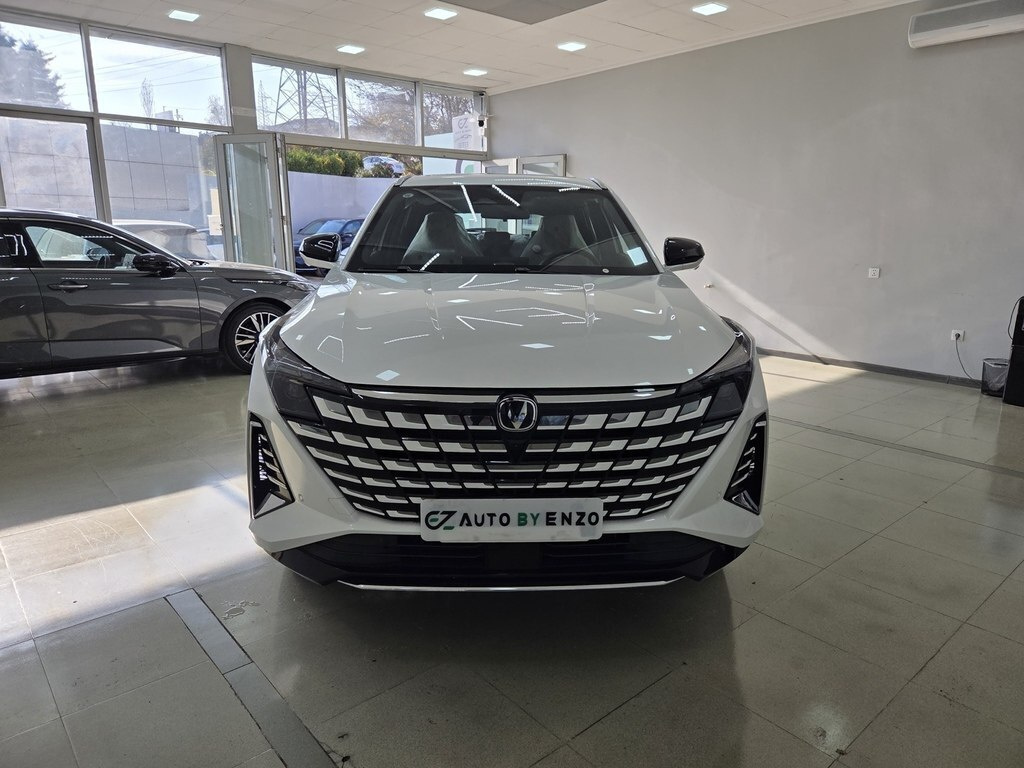 2025 Changan Uni-Z, 1.5L, 0km - Image 1