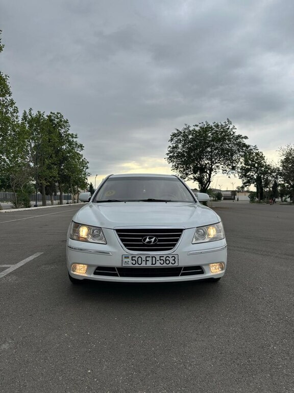2008 Hyundai Sonata, 2.0L, 268000km - Image 1
