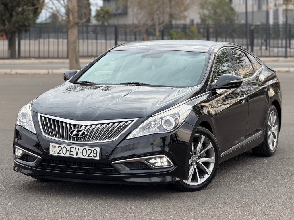 2015 Hyundai Grandeur, 2.2L, 224000km - Image 1