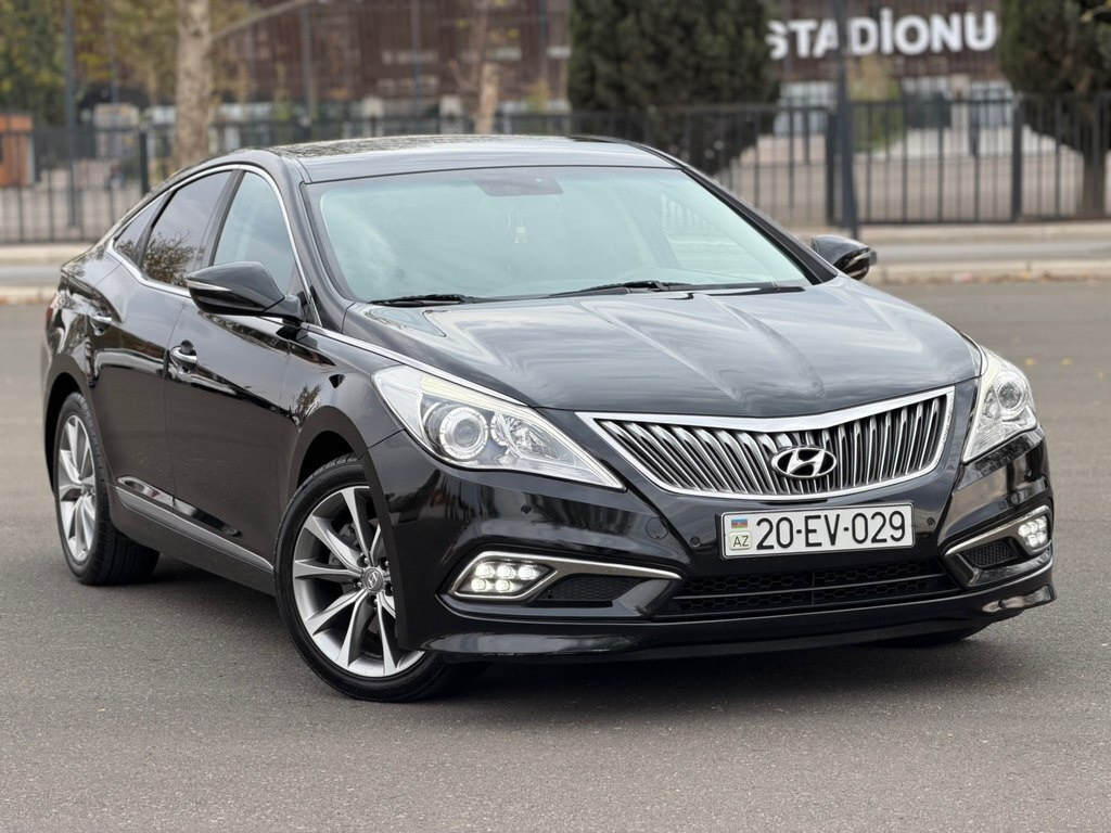 2015 Hyundai Grandeur, 2.2L, 224000km - Image 2