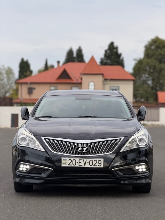 2015 Hyundai Grandeur, 2.2L, 224000km - Image 21
