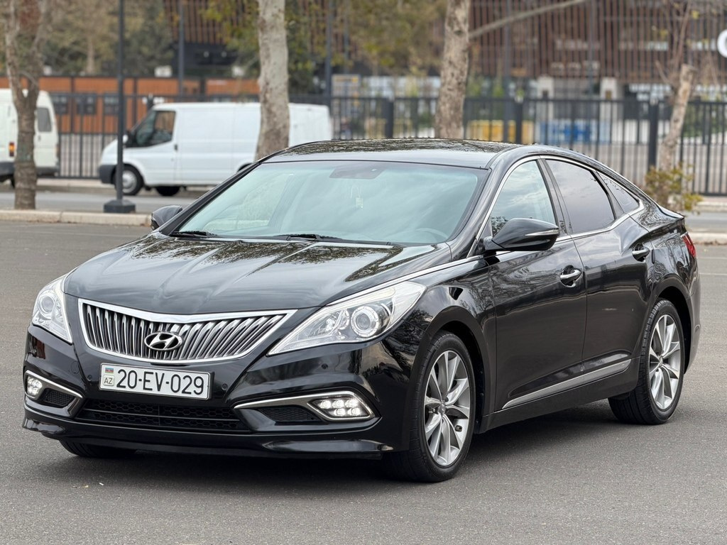 2015 Hyundai Grandeur, 2.2L, 224000km - Image 7