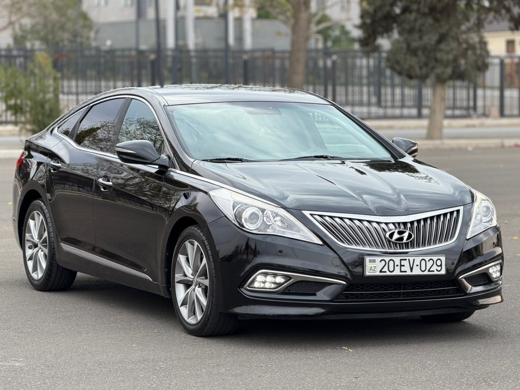 2015 Hyundai Grandeur, 2.2L, 224000km - Image 8