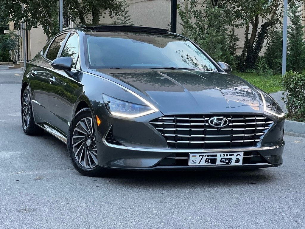 2023 Hyundai Sonata, 2.0L, 59199km - Image 2