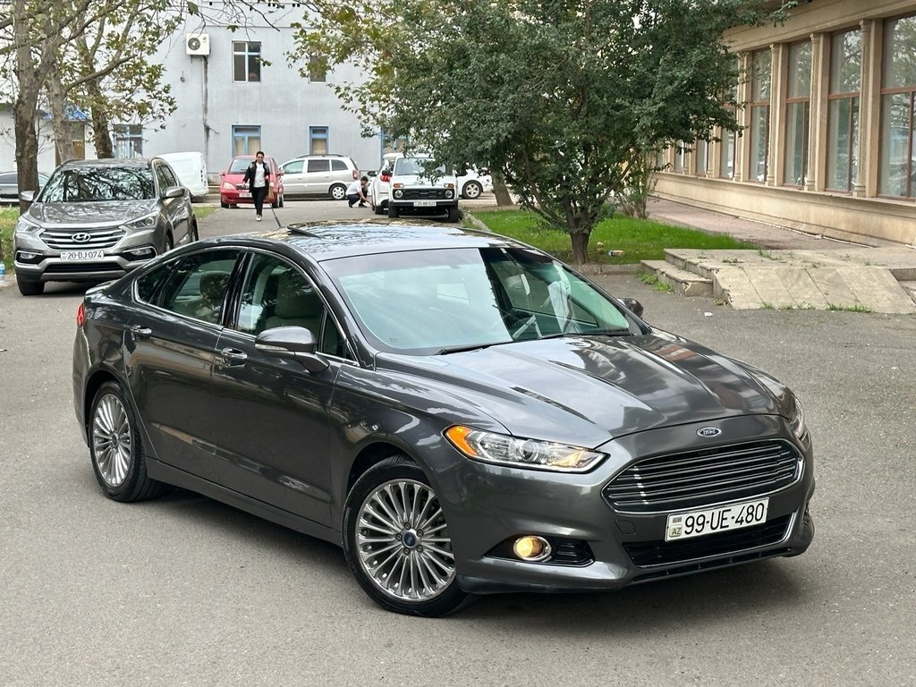 2016 Ford Fusion (North America), 2.0L, 126000km - Image 1