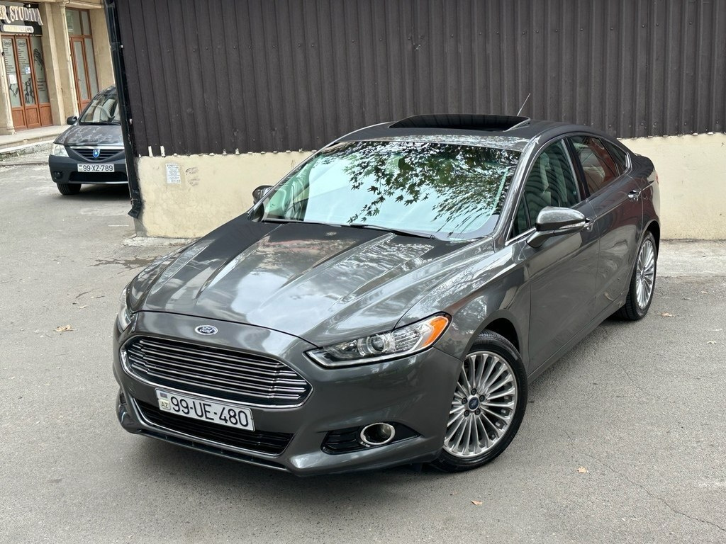 2016 Ford Fusion (North America), 2.0L, 126000km - Image 3