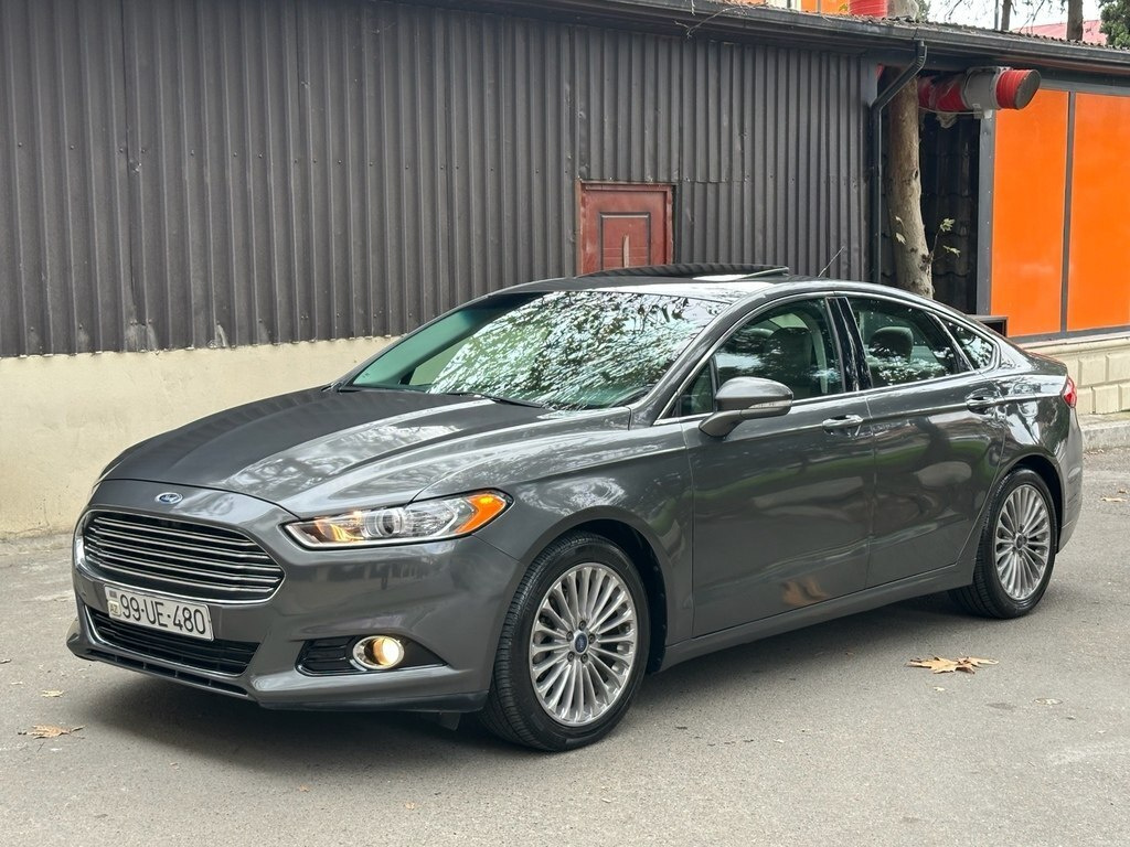 2016 Ford Fusion (North America), 2.0L, 126000km - Image 5