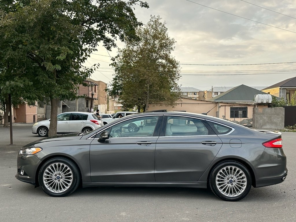 2016 Ford Fusion (North America), 2.0L, 126000km - Image 7