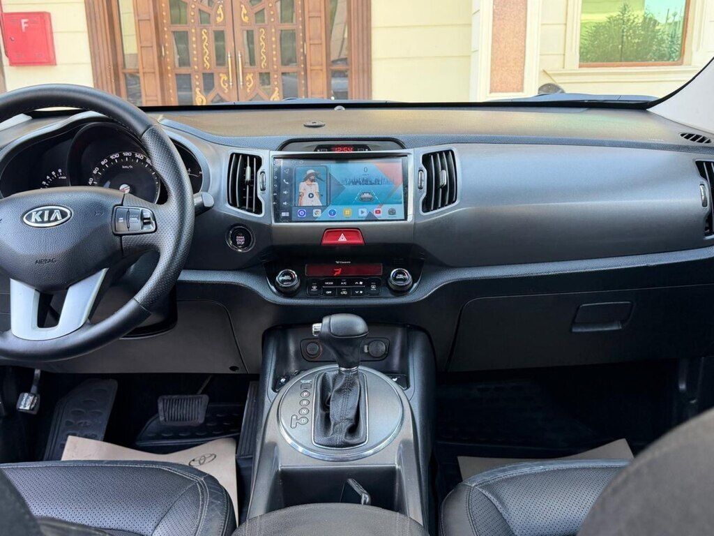 2012 Kia Sportage, 2.4L, 167000km - Image 13