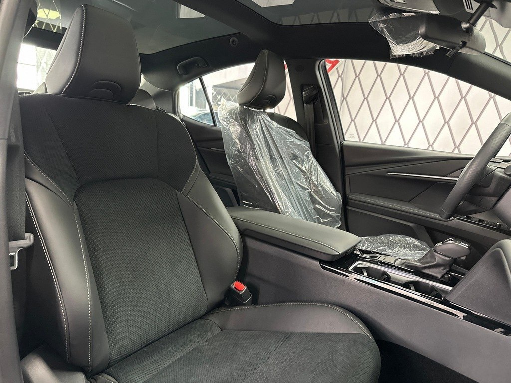 2026 Toyota Camry, 2.0L, 0km - Image 15