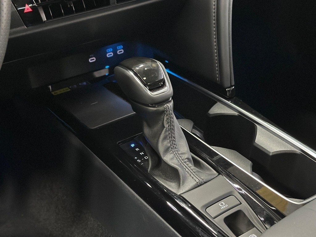 2026 Toyota Camry, 2.0L, 0km - Image 18