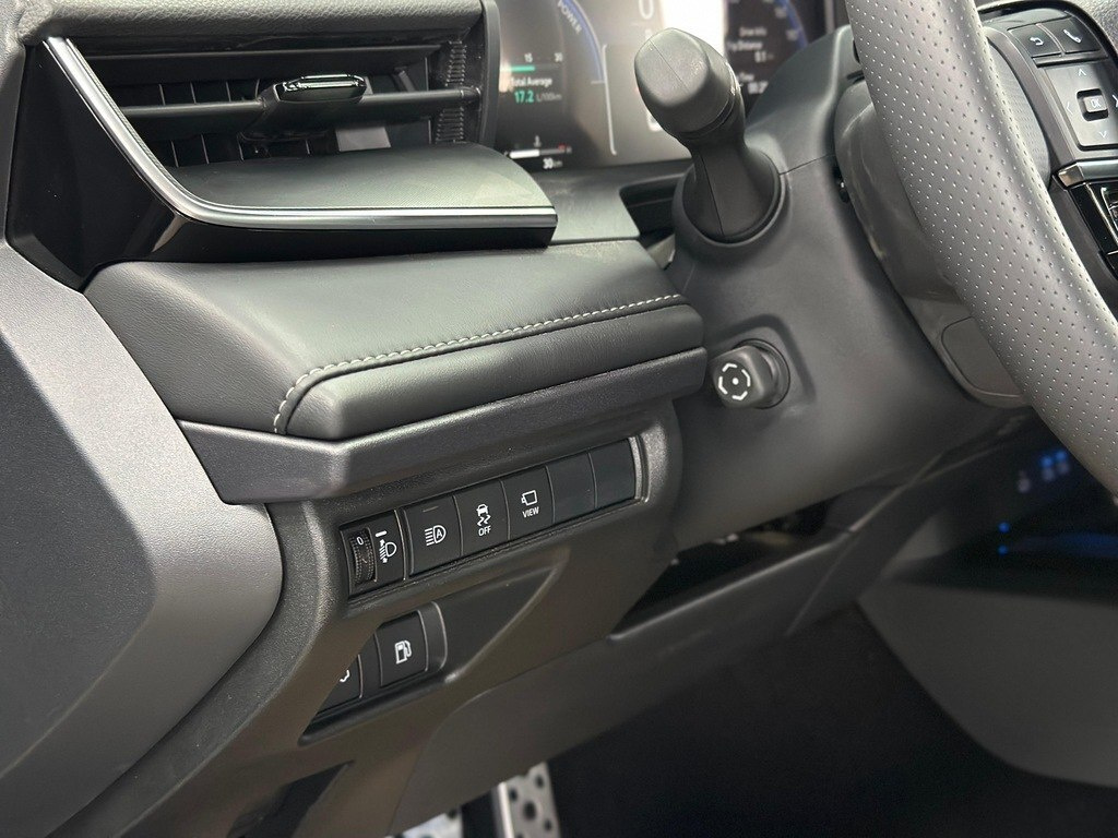 2026 Toyota Camry, 2.0L, 0km - Image 19