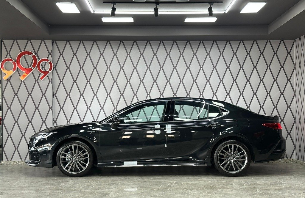 2026 Toyota Camry, 2.0L, 0km - Image 4
