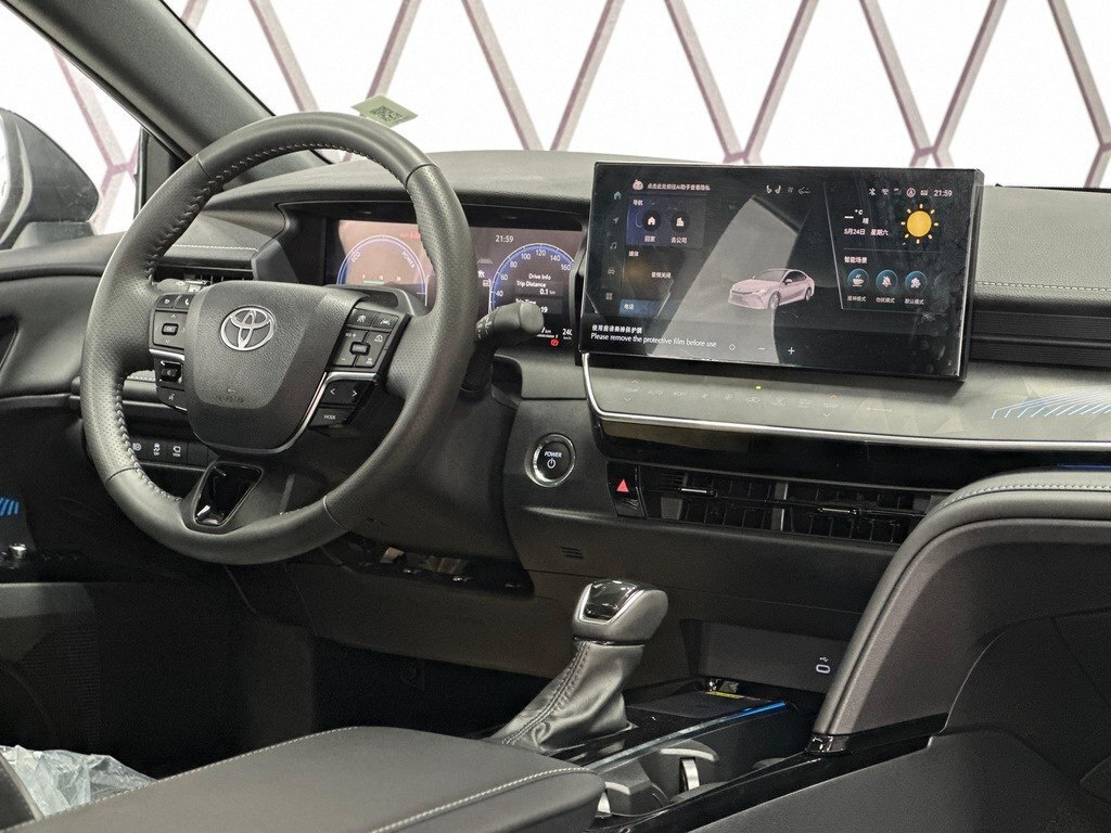 2026 Toyota Camry, 2.0L, 0km - Image 10